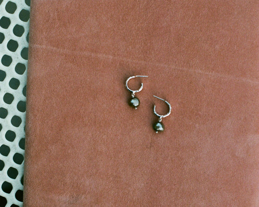 Signature Drop Hoops w/ Pearl