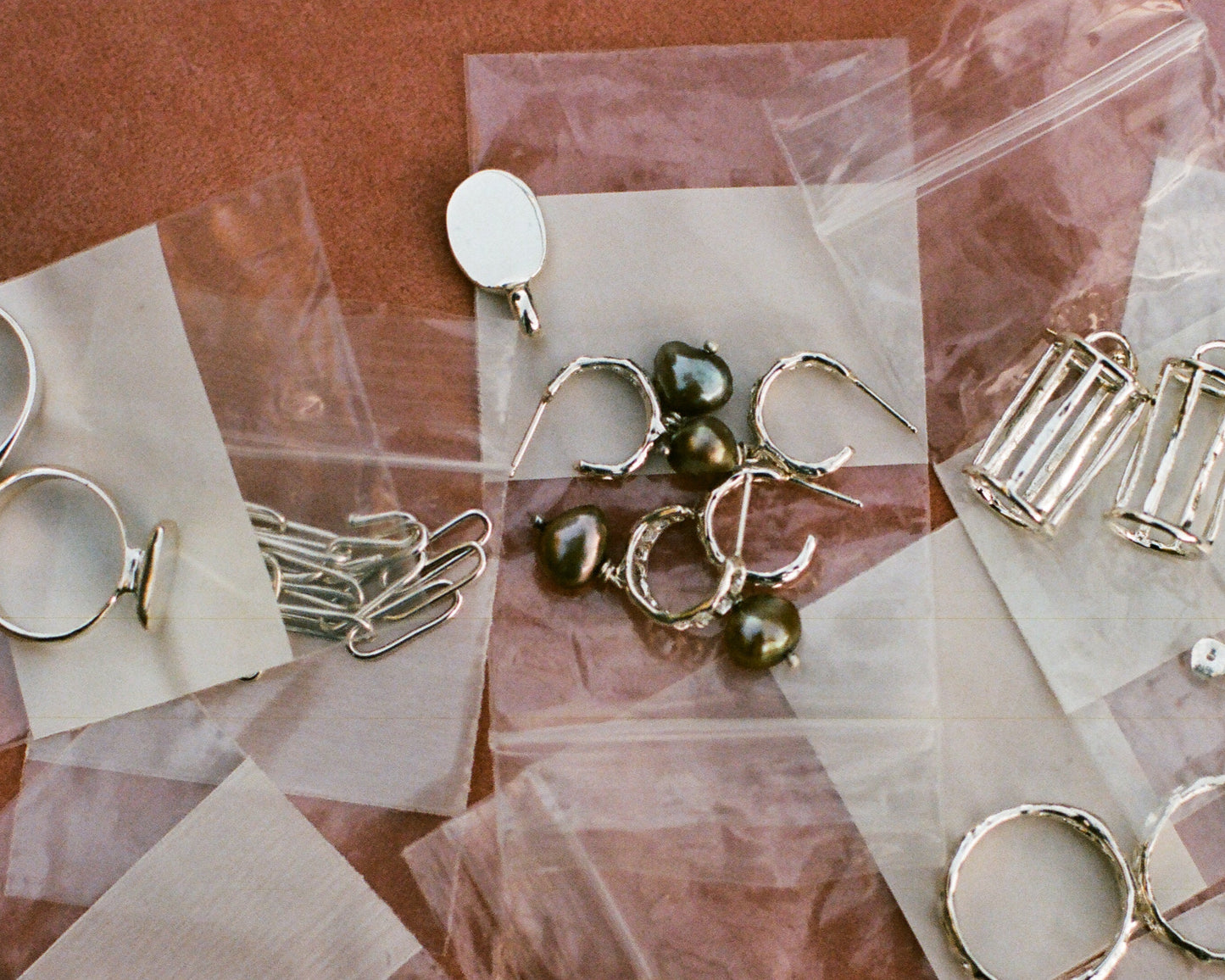 Signature Drop Hoops w/ Pearl