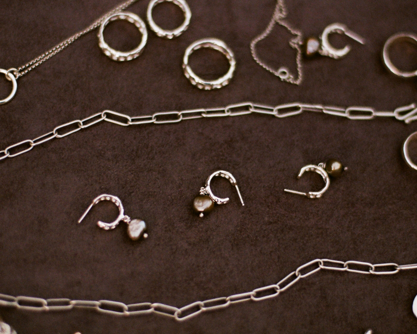 Signature Drop Hoops w/ Pearl